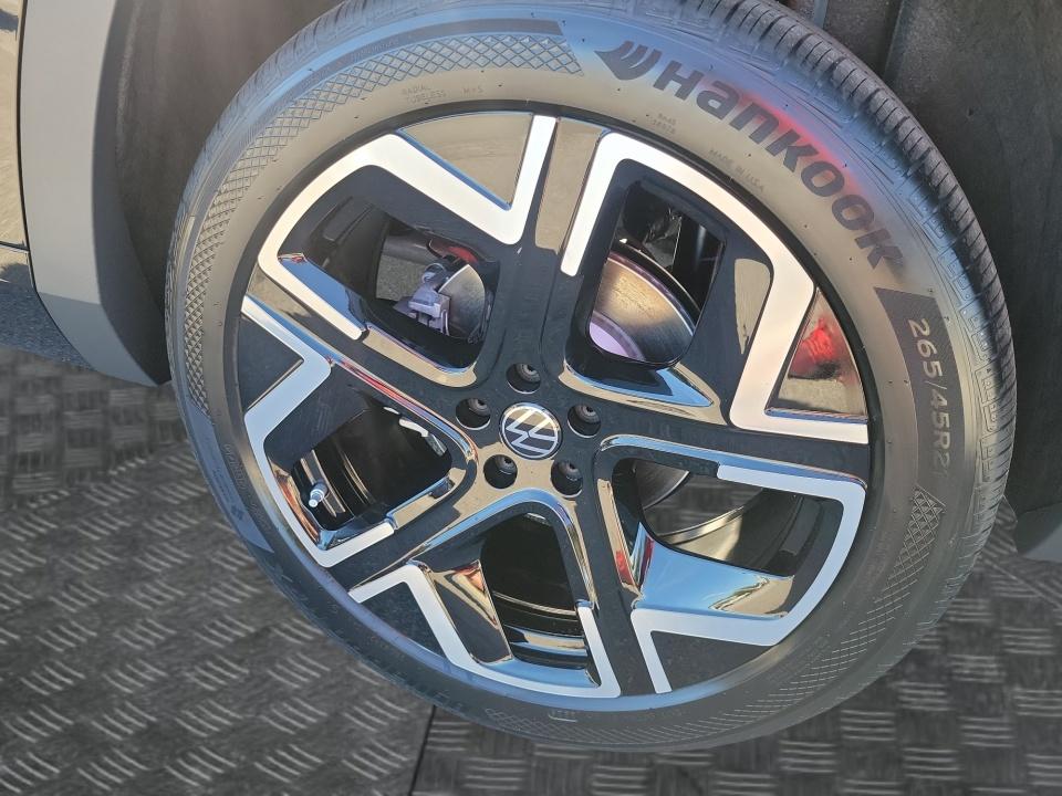 2027 Volkswagen Atlas SEL Premium R-Line