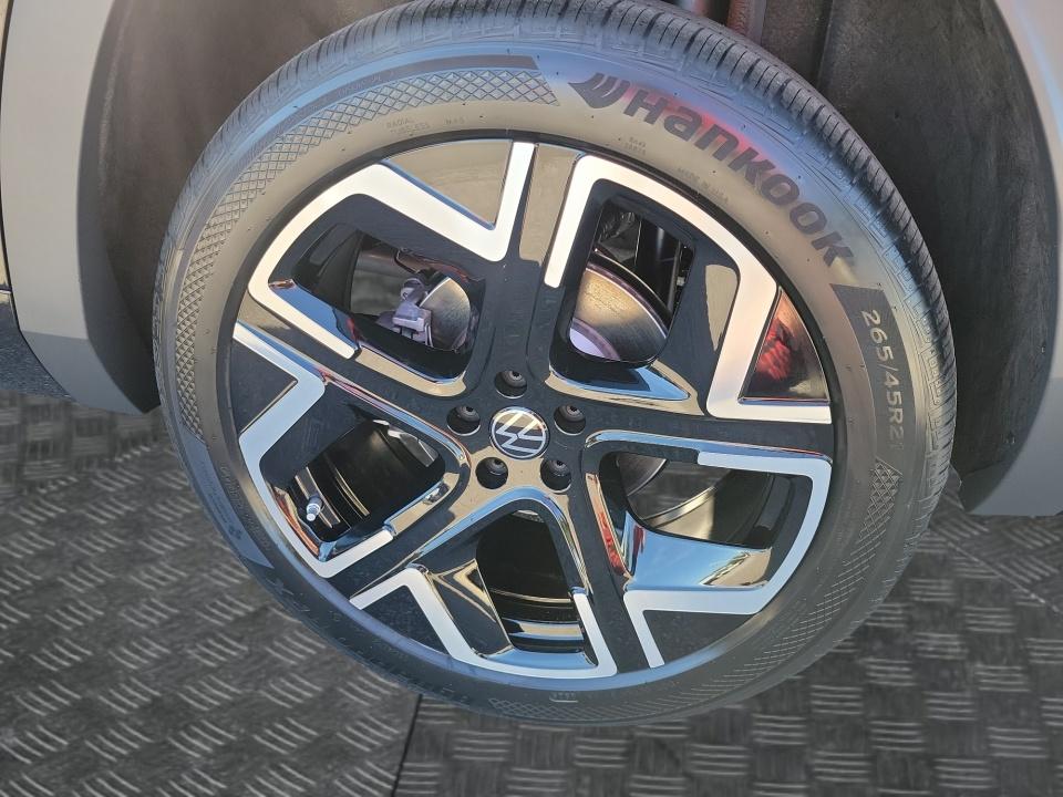 2027 Volkswagen Atlas SEL Premium R-Line
