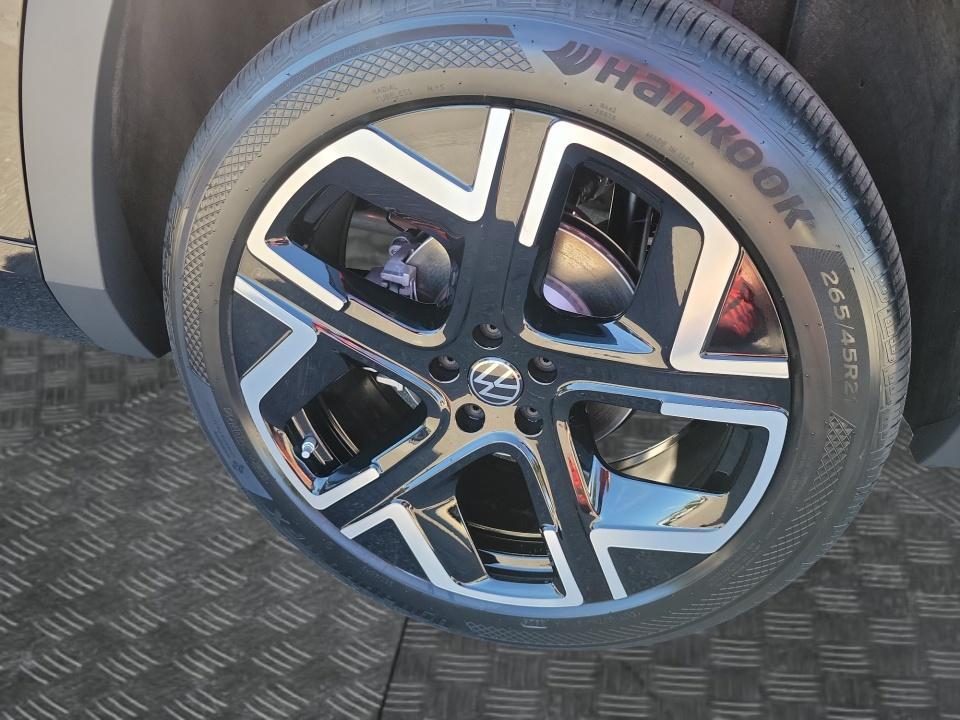 2027 Volkswagen Atlas SEL Premium R-Line