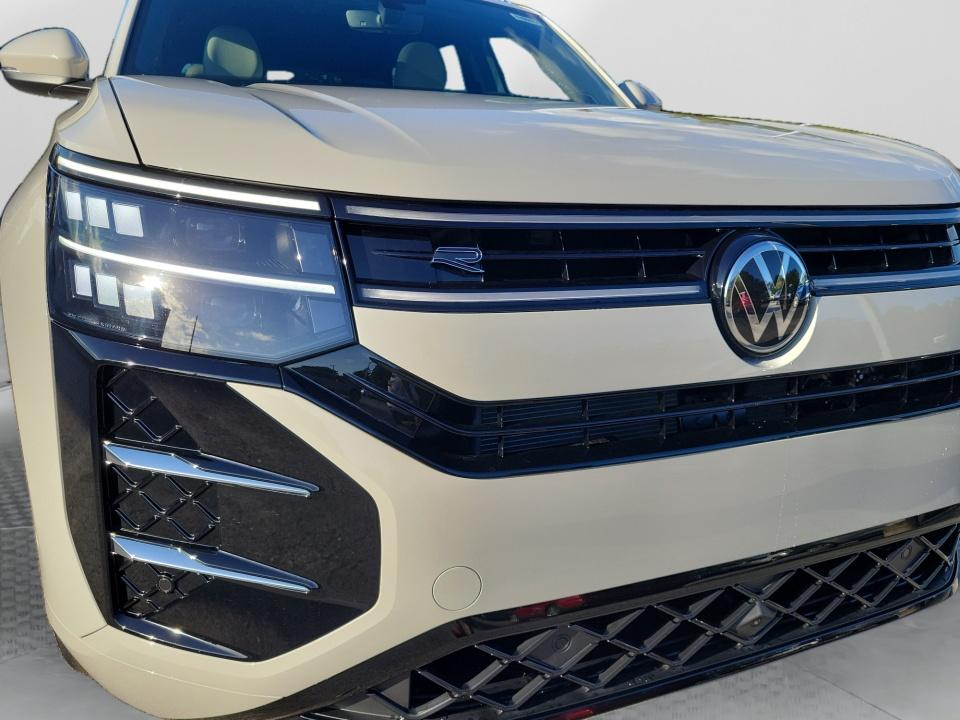 2027 Volkswagen Atlas SEL Premium R-Line