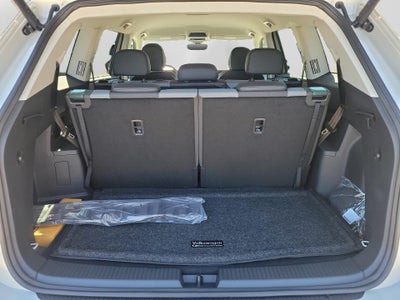 2027 Volkswagen Atlas SE w/Technology