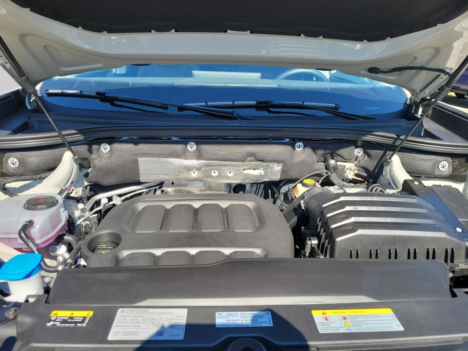 2027 Volkswagen Atlas SE w/Technology