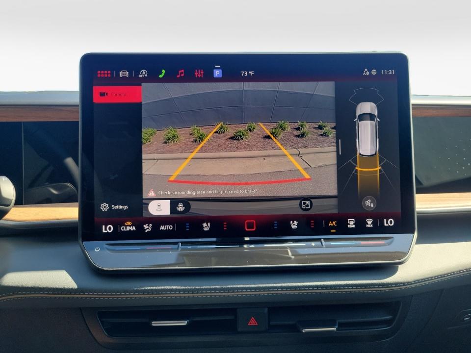 2027 Volkswagen Atlas SE w/Technology
