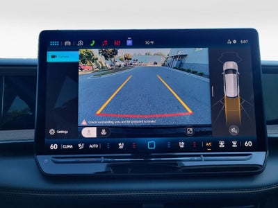 2027 Volkswagen Atlas SE w/Technology