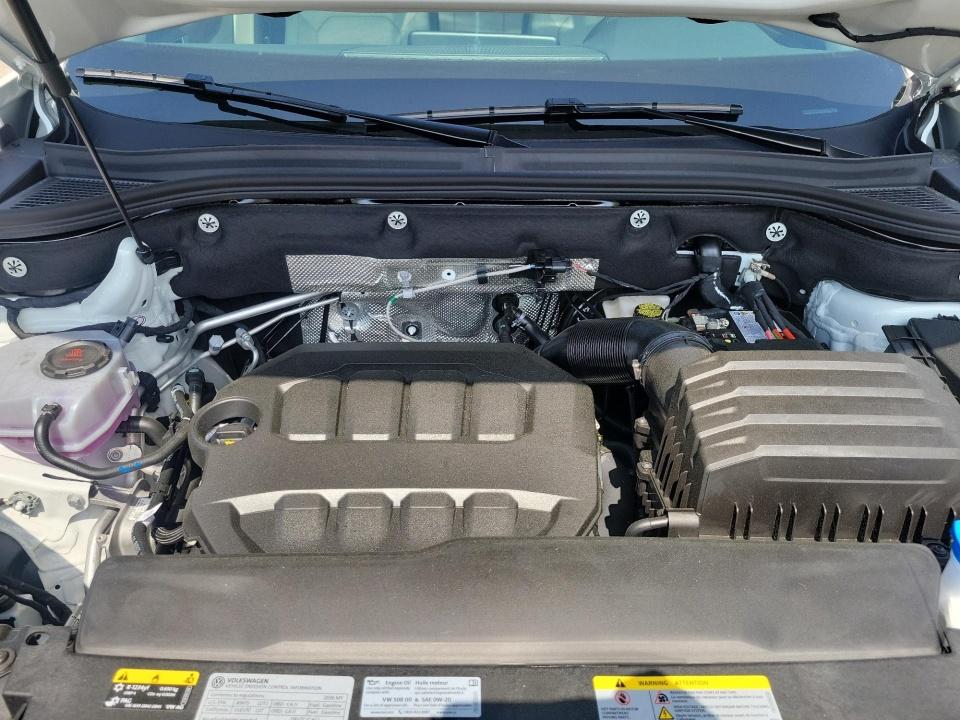 2026 Volkswagen Atlas SE with Technology