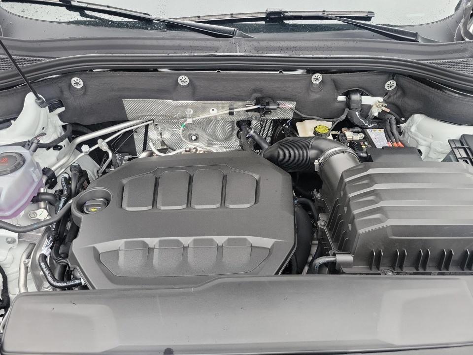 2026 Volkswagen Atlas SE with Technology