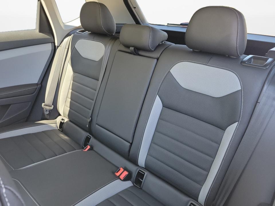 2024 Volkswagen Taos SEL