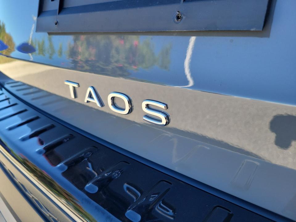 2024 Volkswagen Taos SEL