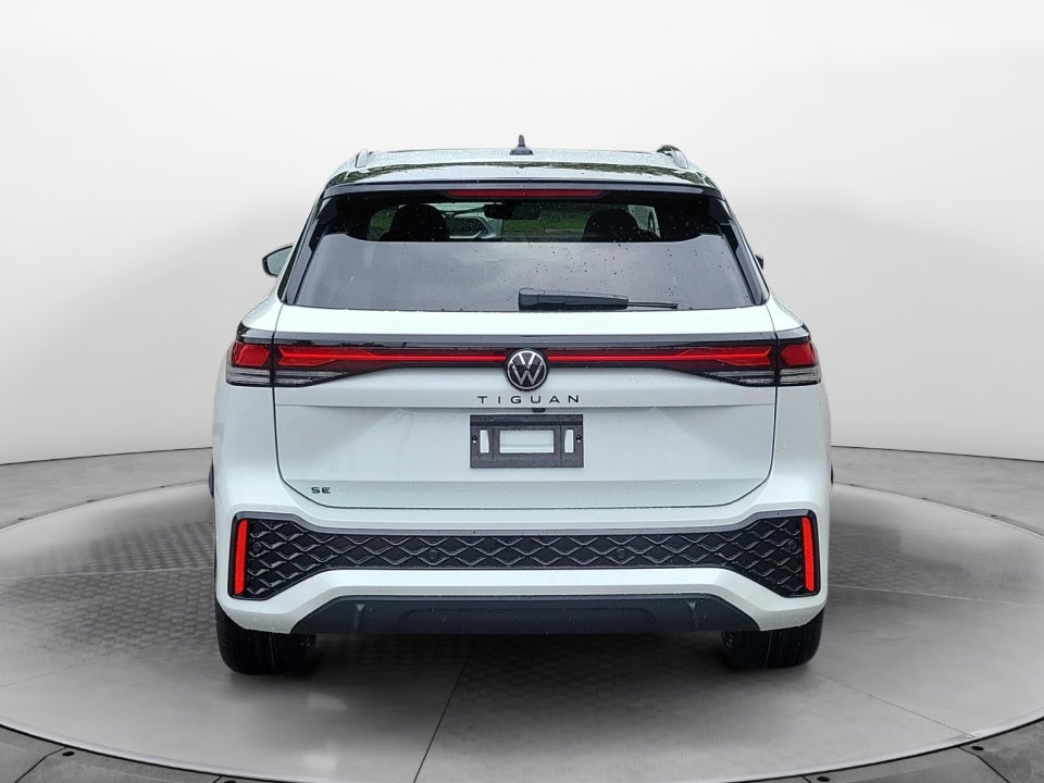 2026 Volkswagen Tiguan SE R-Line Black
