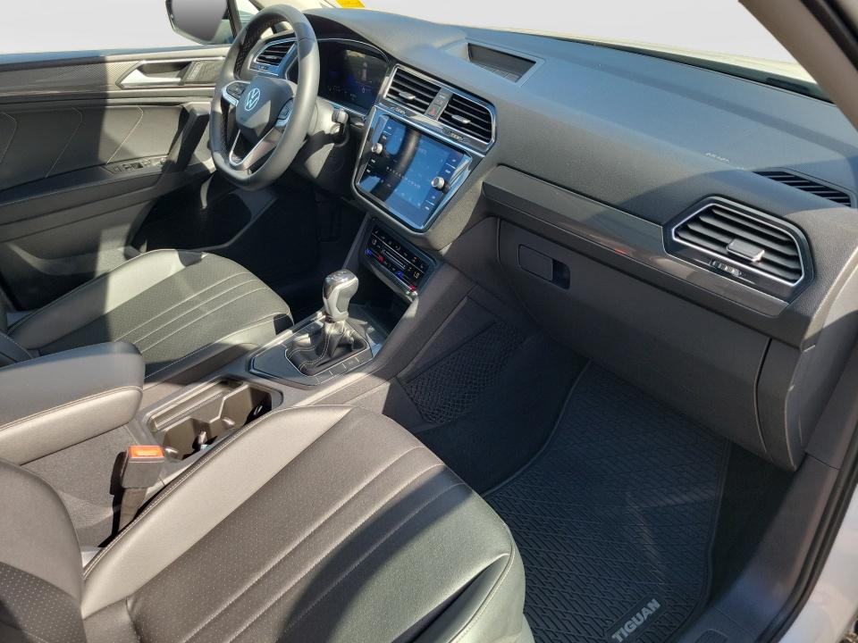 2023 Volkswagen Tiguan SE