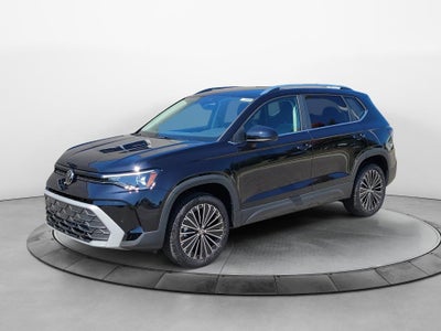 2027 Volkswagen Taos SE