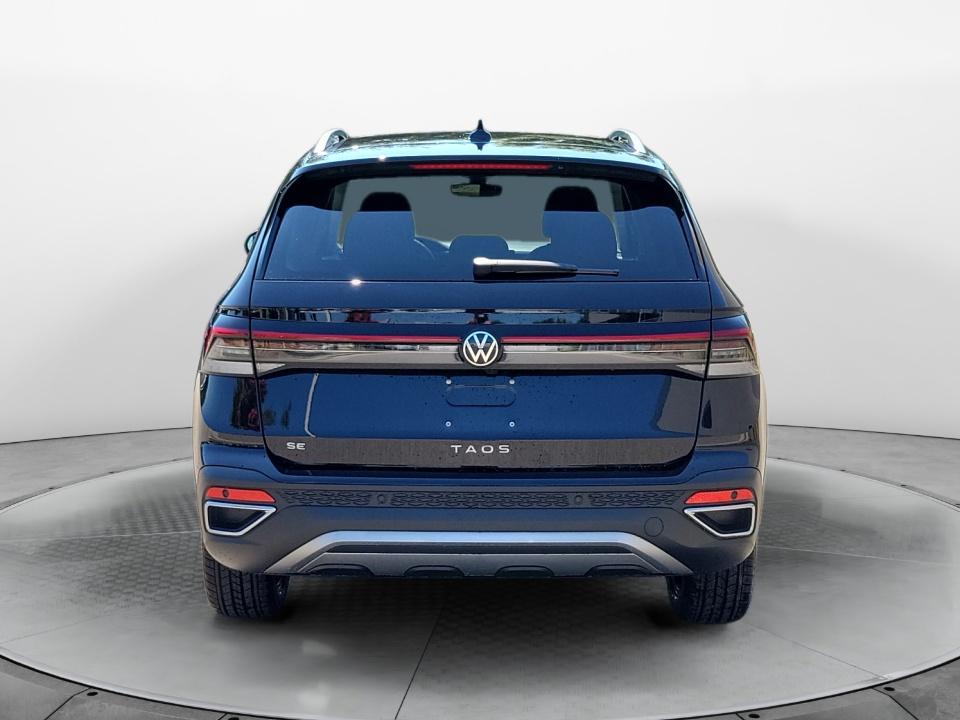 2027 Volkswagen Taos SE