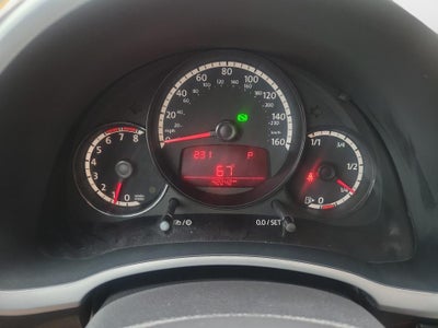 2013 Volkswagen Beetle Convertible 2.5L