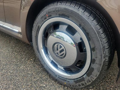 2013 Volkswagen Beetle Convertible 2.5L