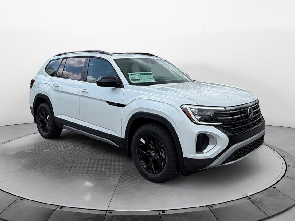 2026 Volkswagen Atlas Peak Edition