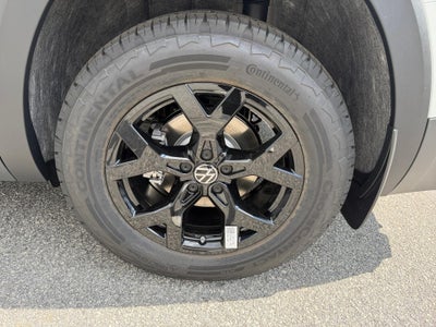 2026 Volkswagen Atlas Peak Edition