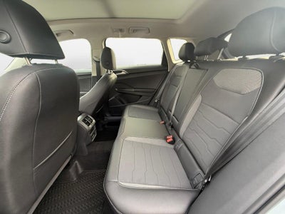 2027 Volkswagen Taos SE Black