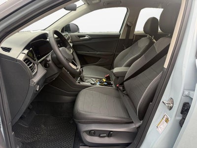 2027 Volkswagen Taos SE Black