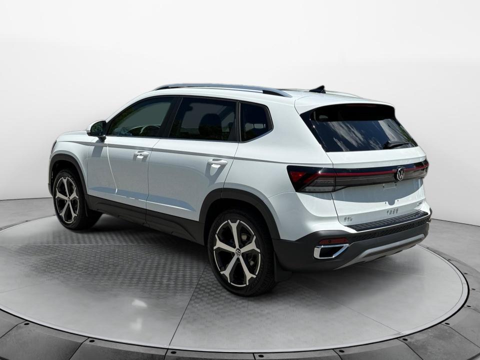 2026 Volkswagen Taos SEL