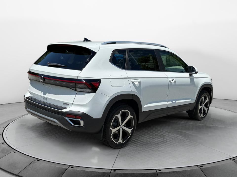 2026 Volkswagen Taos SEL