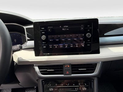 2026 Volkswagen Taos SEL
