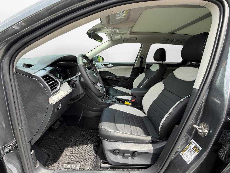 2026 Volkswagen Taos SEL