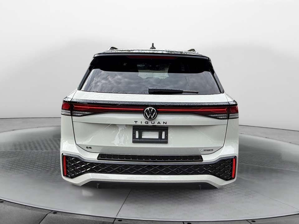 2026 Volkswagen Tiguan SE R-Line Black