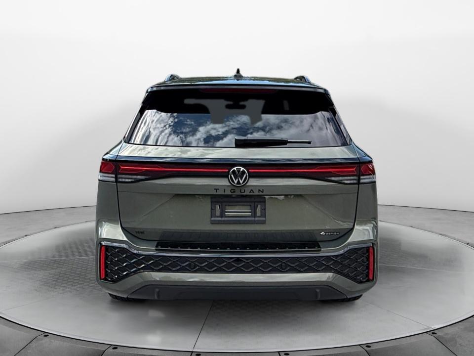 2026 Volkswagen Tiguan SE R-Line Black