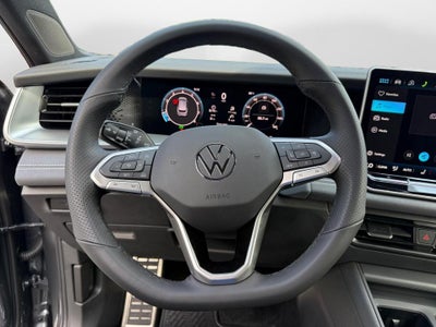 2026 Volkswagen Tiguan SE R-Line Black
