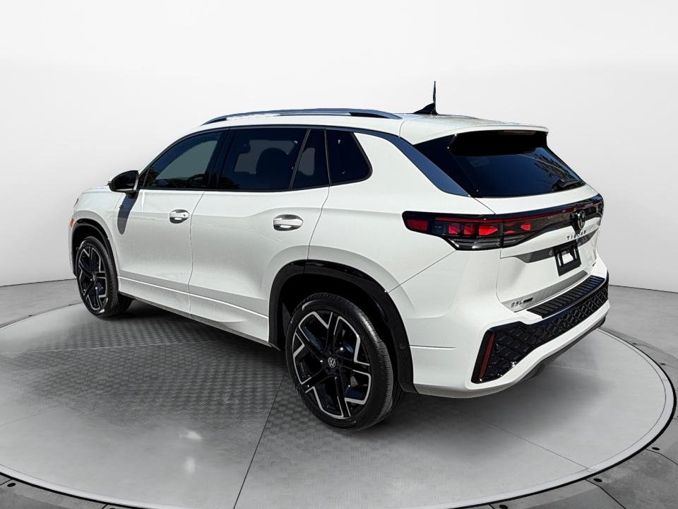 2026 Volkswagen Tiguan SEL R-Line Turbo