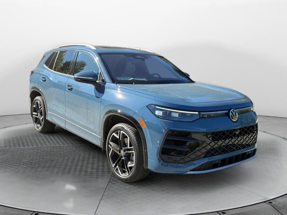 2026 Volkswagen Tiguan SEL R-Line Turbo