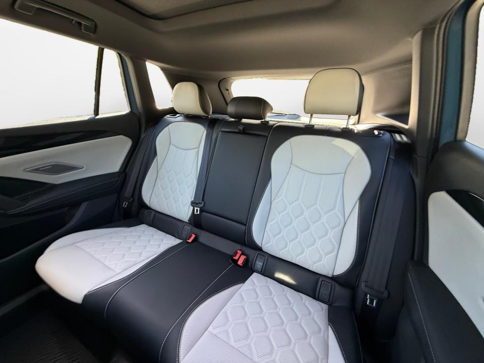 2026 Volkswagen Tiguan SEL R-Line Turbo