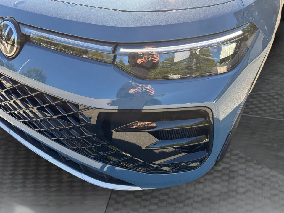 2026 Volkswagen Tiguan SEL R-Line Turbo