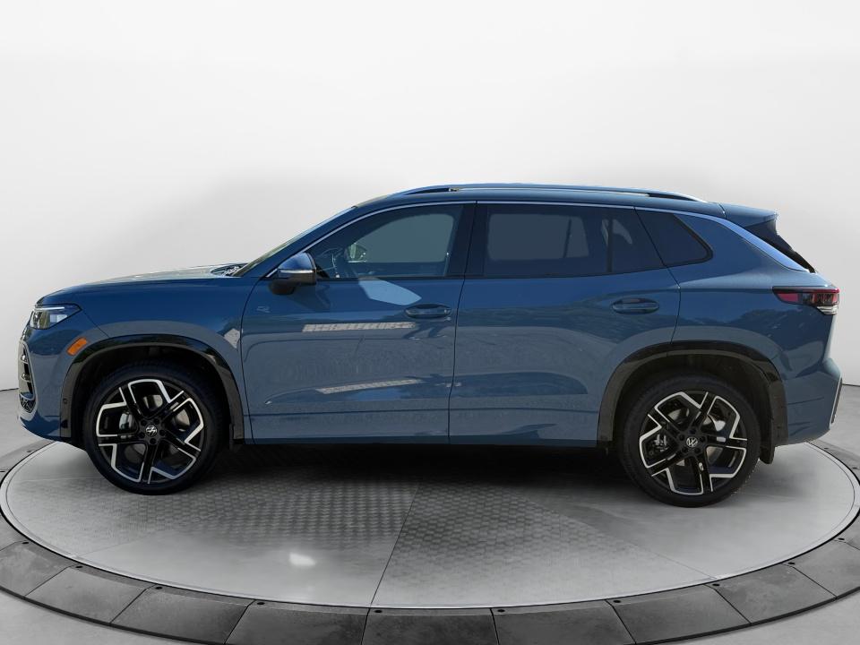2026 Volkswagen Tiguan SEL R-Line Turbo