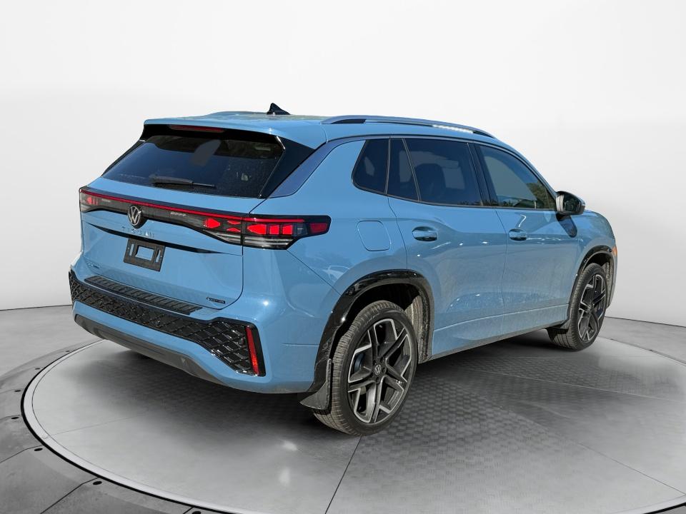 2026 Volkswagen Tiguan SEL R-Line Turbo
