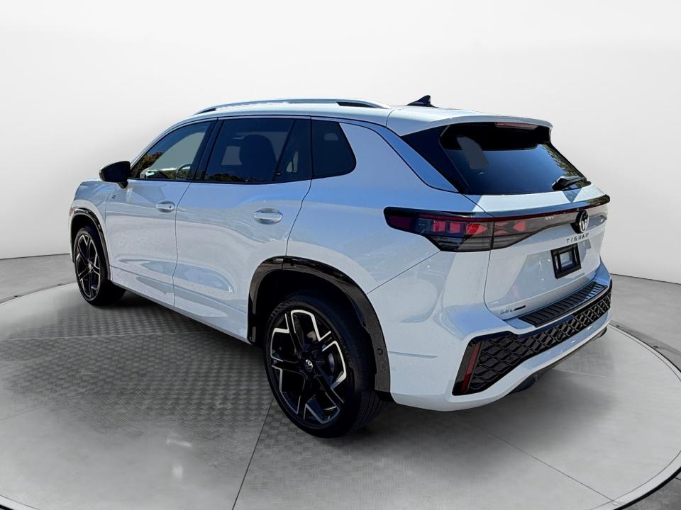 2026 Volkswagen Tiguan SEL R-Line Turbo