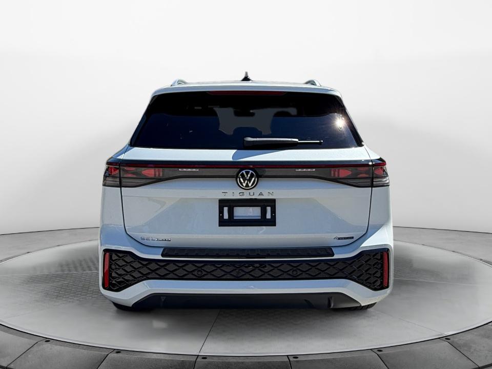 2026 Volkswagen Tiguan SEL R-Line Turbo