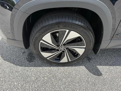 2026 Volkswagen Taos SE