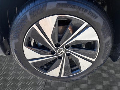 2026 Volkswagen Taos SE