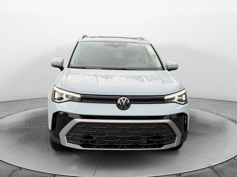 2027 Volkswagen Taos SE