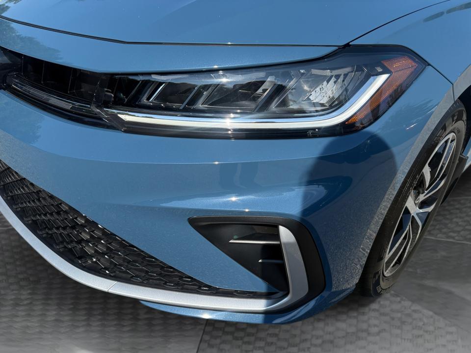 2027 Volkswagen Jetta SE