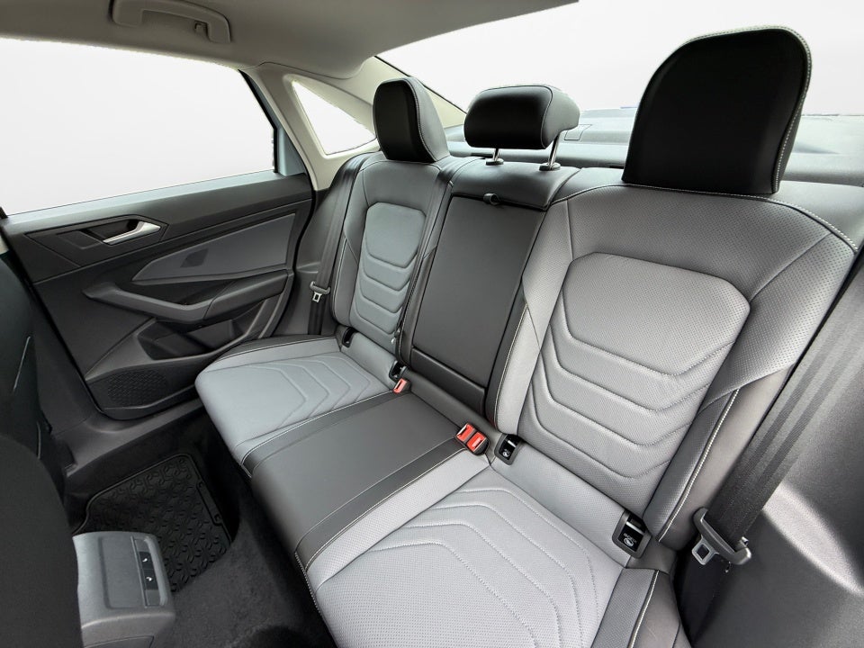 2027 Volkswagen Jetta SEL
