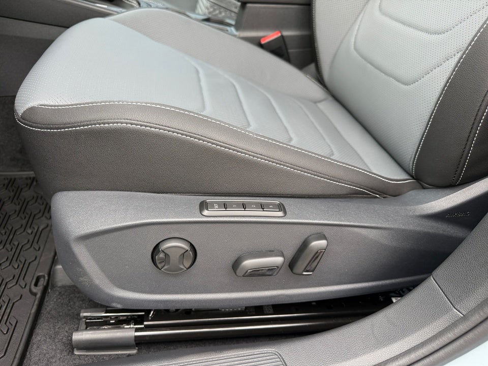 2027 Volkswagen Jetta SEL