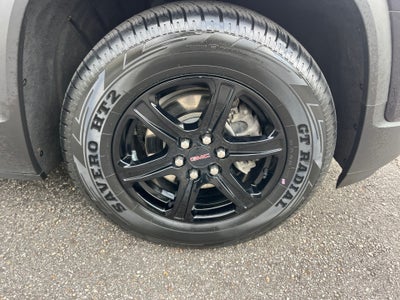 2022 GMC Acadia AT4