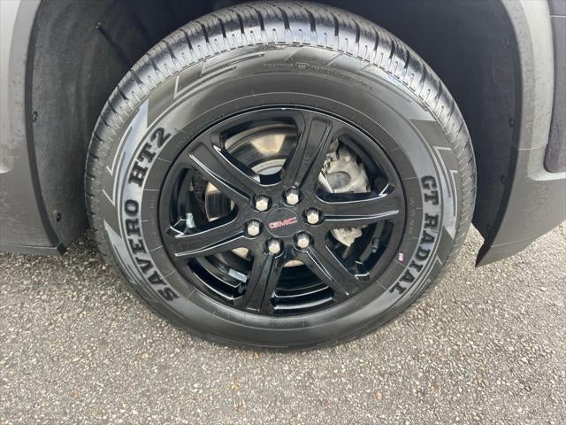 2022 GMC Acadia AT4