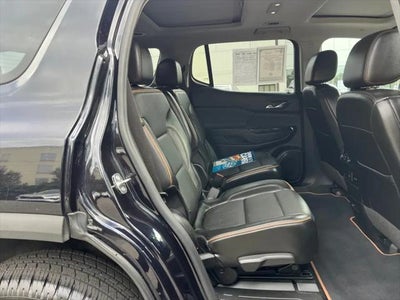 2022 GMC Acadia AT4