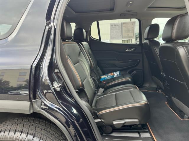 2022 GMC Acadia AT4