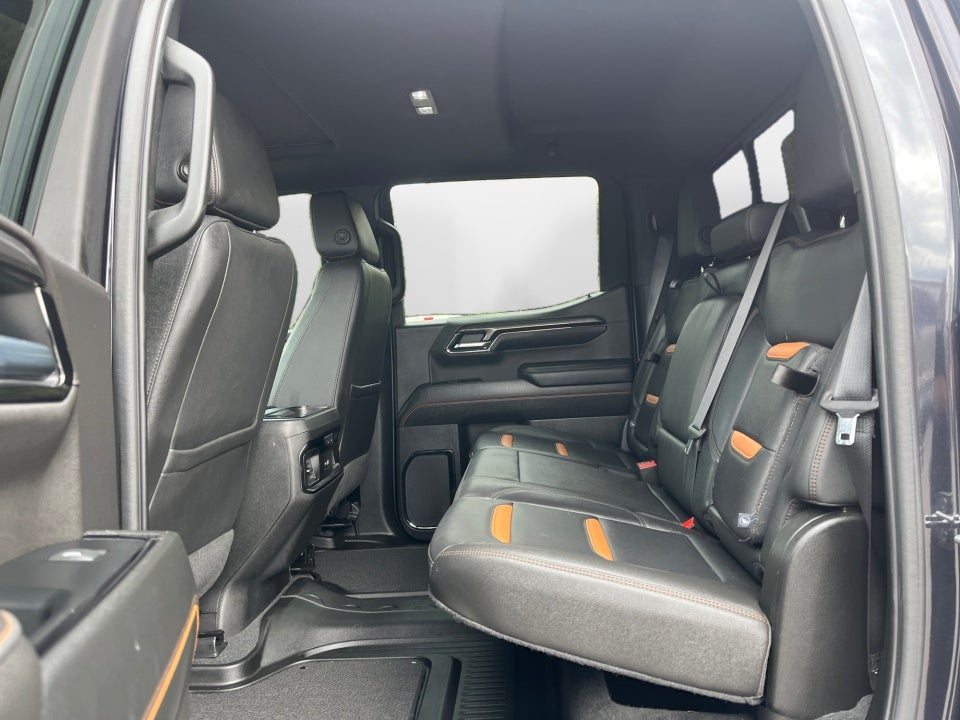 2022 GMC Sierra AT4