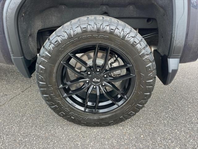 2022 GMC Sierra AT4