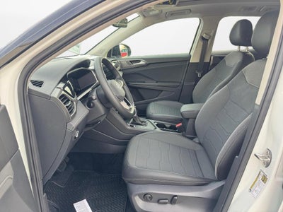 2026 Volkswagen Taos SE Black